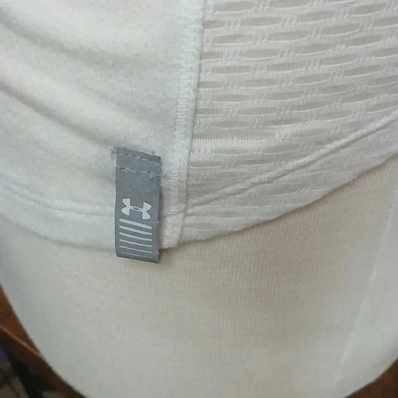 5/$25 UNDER ARMOUR MEDIUM SIZED DRIFIT WORKOUT TOP - Picture 10 of 11